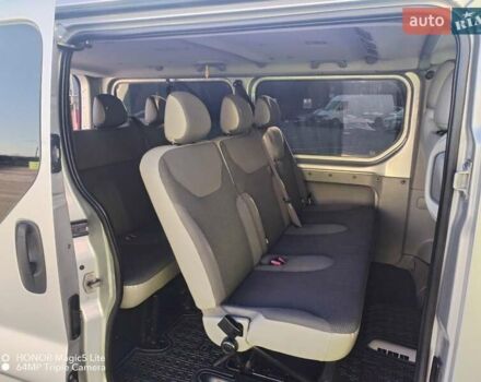 Серый Опель Виваро, объемом двигателя 2 л и пробегом 286 тыс. км за 14999 $, фото 13 на Automoto.ua