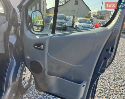 Опель Виваро 2013 в Черновцах на Automoto.ua Серый Опель Виваро, объемом двигателя 2 л и пробегом 299 тыс. км за 14400 $, фото 21 на Automoto.ua