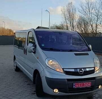 Серый Опель Виваро, объемом двигателя 2 л и пробегом 386 тыс. км за 16600 $, фото 23 на Automoto.ua