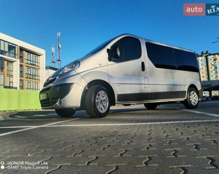 Серый Опель Виваро, объемом двигателя 2 л и пробегом 286 тыс. км за 14999 $, фото 12 на Automoto.ua