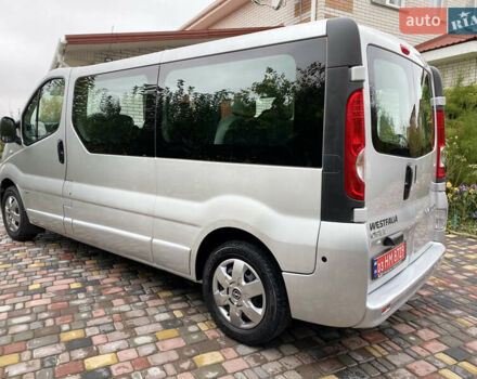 Серый Опель Виваро, объемом двигателя 2 л и пробегом 287 тыс. км за 14700 $, фото 3 на Automoto.ua