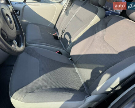 Опель Виваро 2013 в Черновцах на Automoto.ua Серый Опель Виваро, объемом двигателя 2 л и пробегом 299 тыс. км за 14400 $, фото 25 на Automoto.ua