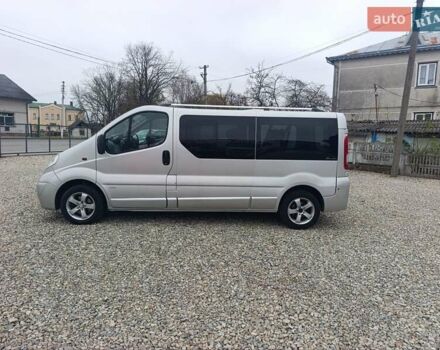 Серый Опель Виваро, объемом двигателя 2 л и пробегом 293 тыс. км за 16200 $, фото 4 на Automoto.ua