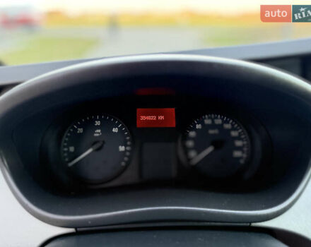 Серый Опель Виваро, объемом двигателя 2 л и пробегом 352 тыс. км за 14950 $, фото 16 на Automoto.ua