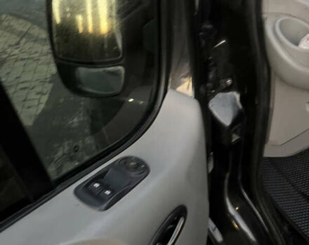 Серый Опель Виваро, объемом двигателя 2 л и пробегом 211 тыс. км за 14750 $, фото 25 на Automoto.ua