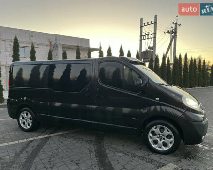 Серый Опель Виваро, объемом двигателя 2 л и пробегом 211 тыс. км за 14750 $, фото 13 на Automoto.ua