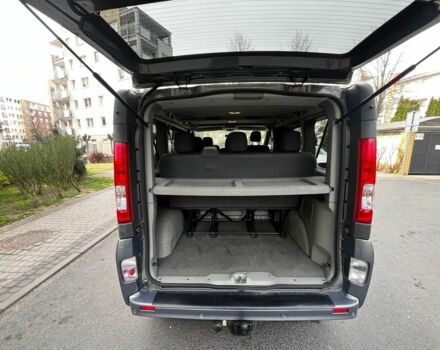 Серый Опель Виваро, объемом двигателя 2 л и пробегом 199 тыс. км за 8300 $, фото 6 на Automoto.ua