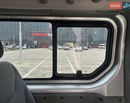 Серый Опель Виваро, объемом двигателя 2 л и пробегом 260 тыс. км за 16300 $, фото 37 на Automoto.ua