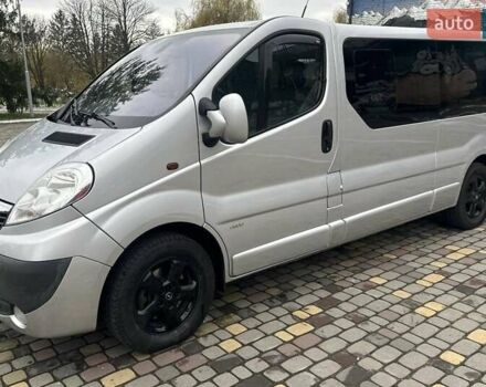 Серый Опель Виваро, объемом двигателя 2 л и пробегом 260 тыс. км за 16300 $, фото 1 на Automoto.ua