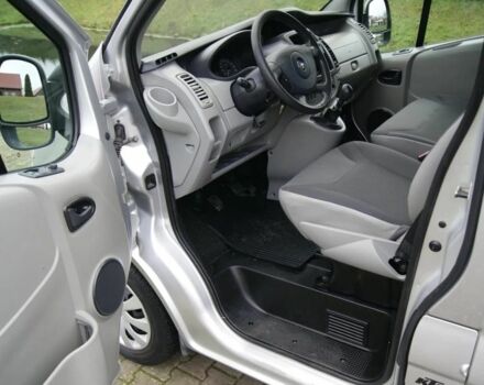 Серый Опель Виваро, объемом двигателя 2 л и пробегом 220 тыс. км за 8350 $, фото 14 на Automoto.ua