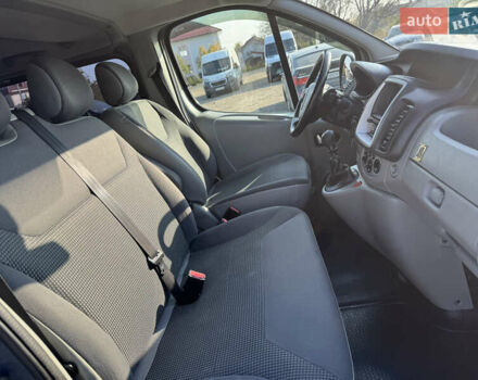 Опель Виваро 2013 в Черновцах на Automoto.ua Серый Опель Виваро, объемом двигателя 2 л и пробегом 299 тыс. км за 14400 $, фото 22 на Automoto.ua