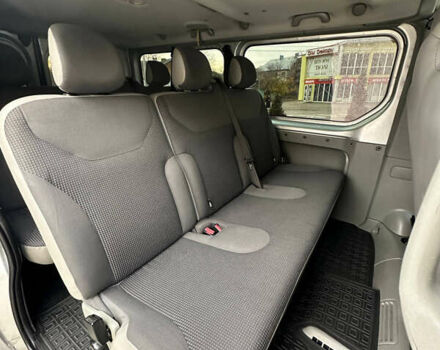 Серый Опель Виваро, объемом двигателя 2 л и пробегом 286 тыс. км за 15200 $, фото 8 на Automoto.ua