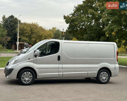 Опель Віваро 2014 у Рівному на Automoto.ua Сірий Опель Віваро, об'ємом двигуна 2 л та пробігом 187 тис. км за 13500 $, фото 7 на Automoto.ua