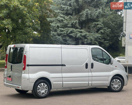 Опель Віваро 2014 у Рівному на Automoto.ua Сірий Опель Віваро, об'ємом двигуна 2 л та пробігом 187 тис. км за 13500 $, фото 13 на Automoto.ua