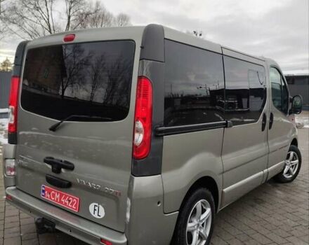 Сірий Опель Віваро, об'ємом двигуна 2 л та пробігом 222 тис. км за 14999 $, фото 16 на Automoto.ua