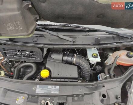 Сірий Опель Віваро, об'ємом двигуна 2 л та пробігом 222 тис. км за 14999 $, фото 46 на Automoto.ua