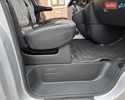 Серый Опель Виваро, объемом двигателя 1.6 л и пробегом 293 тыс. км за 14200 $, фото 36 на Automoto.ua