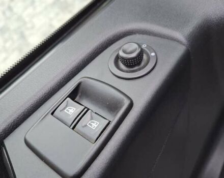 Серый Опель Виваро, объемом двигателя 1.6 л и пробегом 293 тыс. км за 14200 $, фото 18 на Automoto.ua