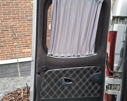 Серый Опель Виваро, объемом двигателя 1.6 л и пробегом 293 тыс. км за 14200 $, фото 58 на Automoto.ua