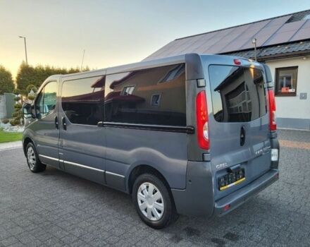 Сірий Опель Віваро, об'ємом двигуна 2 л та пробігом 250 тис. км за 9200 $, фото 8 на Automoto.ua