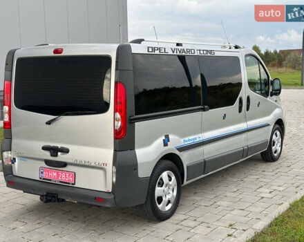 Опель Віваро 2014 у Рівному на Automoto.ua Сірий Опель Віваро, об'ємом двигуна 2 л та пробігом 270 тис. км за 16750 $, фото 4 на Automoto.ua