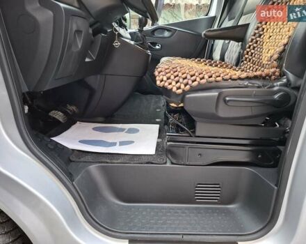 Серый Опель Виваро, объемом двигателя 1.6 л и пробегом 293 тыс. км за 14200 $, фото 27 на Automoto.ua