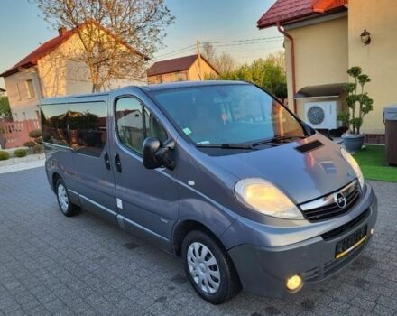 Серый Опель Виваро, объемом двигателя 2 л и пробегом 250 тыс. км за 8900 $, фото 8 на Automoto.ua