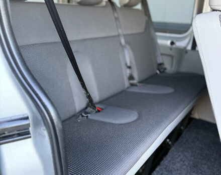 Серый Опель Виваро, объемом двигателя 2 л и пробегом 270 тыс. км за 16750 $, фото 18 на Automoto.ua