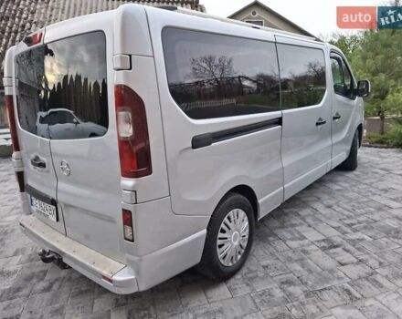 Серый Опель Виваро, объемом двигателя 1.6 л и пробегом 293 тыс. км за 14200 $, фото 1 на Automoto.ua