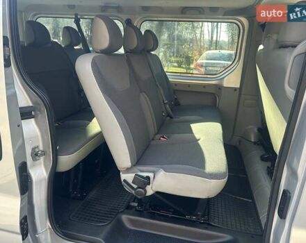 Серый Опель Виваро, объемом двигателя 2 л и пробегом 273 тыс. км за 14800 $, фото 11 на Automoto.ua