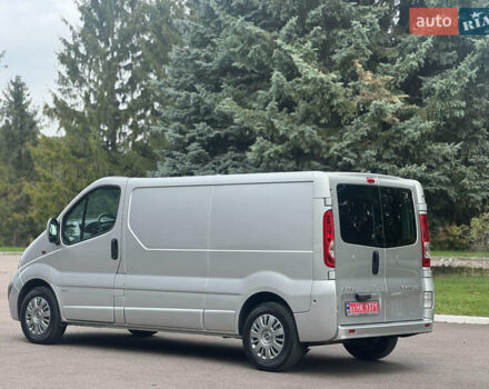 Опель Віваро 2014 у Рівному на Automoto.ua Сірий Опель Віваро, об'ємом двигуна 2 л та пробігом 187 тис. км за 13500 $, фото 9 на Automoto.ua