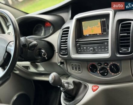 Опель Віваро 2014 у Рівному на Automoto.ua Сірий Опель Віваро, об'ємом двигуна 2 л та пробігом 187 тис. км за 13500 $, фото 20 на Automoto.ua