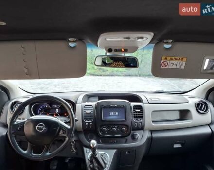 Серый Опель Виваро, объемом двигателя 1.6 л и пробегом 293 тыс. км за 14200 $, фото 15 на Automoto.ua