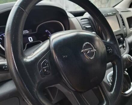 Серый Опель Виваро, объемом двигателя 1.6 л и пробегом 293 тыс. км за 14200 $, фото 31 на Automoto.ua