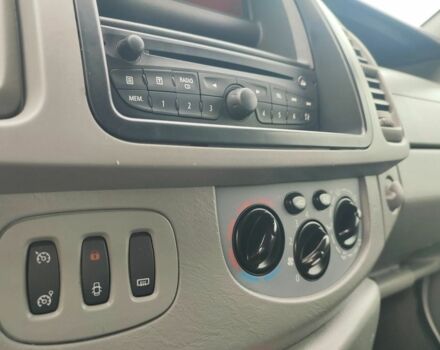 Серый Опель Виваро, объемом двигателя 2 л и пробегом 223 тыс. км за 8600 $, фото 18 на Automoto.ua