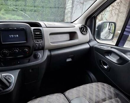 Серый Опель Виваро, объемом двигателя 1.6 л и пробегом 293 тыс. км за 14200 $, фото 13 на Automoto.ua