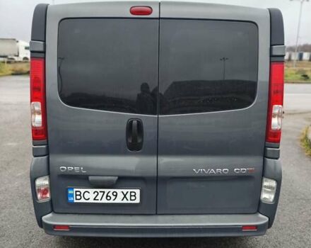 Серый Опель Виваро, объемом двигателя 2 л и пробегом 200 тыс. км за 16700 $, фото 4 на Automoto.ua