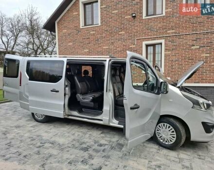 Серый Опель Виваро, объемом двигателя 1.6 л и пробегом 293 тыс. км за 14200 $, фото 62 на Automoto.ua