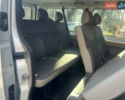 Серый Опель Виваро, объемом двигателя 2 л и пробегом 273 тыс. км за 14800 $, фото 10 на Automoto.ua