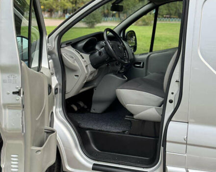 Опель Віваро 2014 у Рівному на Automoto.ua Сірий Опель Віваро, об'ємом двигуна 2 л та пробігом 187 тис. км за 13500 $, фото 21 на Automoto.ua