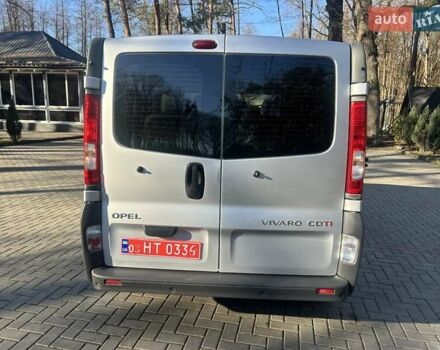 Серый Опель Виваро, объемом двигателя 2 л и пробегом 273 тыс. км за 14800 $, фото 6 на Automoto.ua