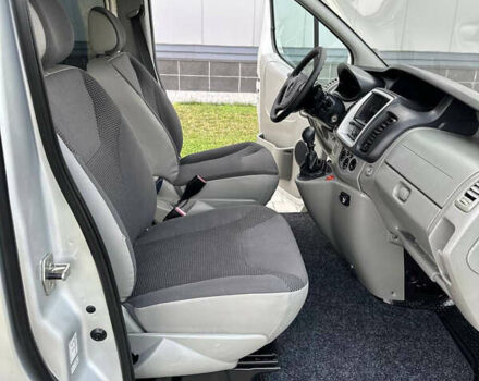 Опель Віваро 2014 у Рівному на Automoto.ua Сірий Опель Віваро, об'ємом двигуна 2 л та пробігом 270 тис. км за 16750 $, фото 33 на Automoto.ua