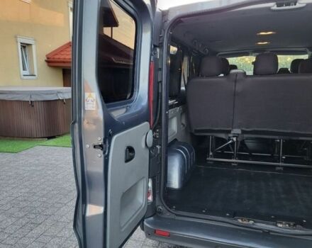 Сірий Опель Віваро, об'ємом двигуна 2 л та пробігом 250 тис. км за 9200 $, фото 12 на Automoto.ua