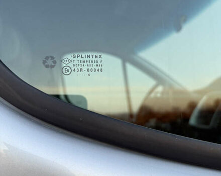 Сірий Опель Віваро, об'ємом двигуна 2 л та пробігом 263 тис. км за 16500 $, фото 23 на Automoto.ua