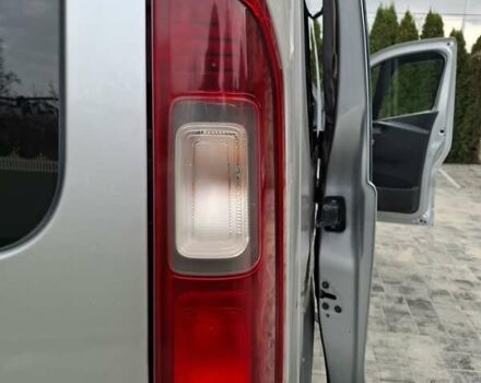 Серый Опель Виваро, объемом двигателя 1.6 л и пробегом 293 тыс. км за 14200 $, фото 52 на Automoto.ua