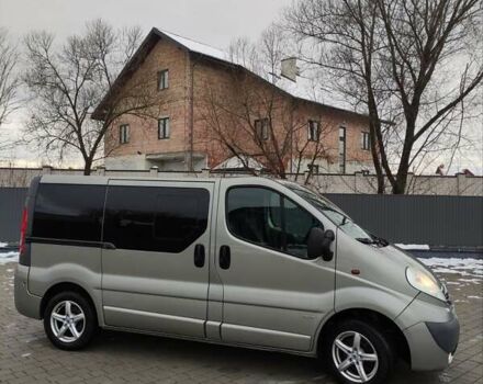 Сірий Опель Віваро, об'ємом двигуна 2 л та пробігом 222 тис. км за 14999 $, фото 20 на Automoto.ua