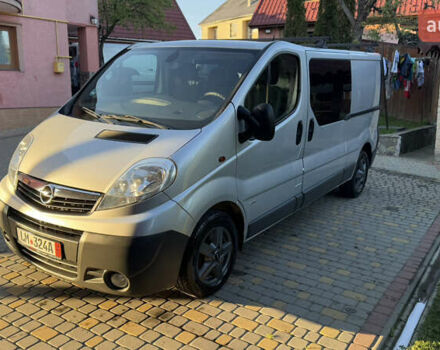 Сірий Опель Віваро, об'ємом двигуна 2 л та пробігом 147 тис. км за 15950 $, фото 9 на Automoto.ua