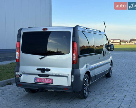 Серый Опель Виваро, объемом двигателя 2 л и пробегом 270 тыс. км за 16750 $, фото 4 на Automoto.ua