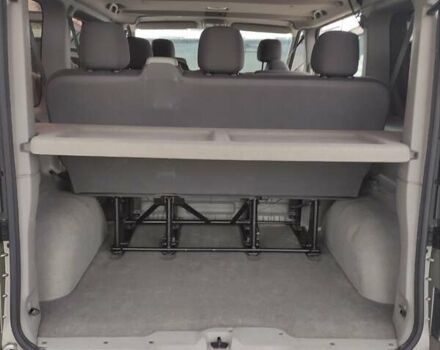 Сірий Опель Віваро, об'ємом двигуна 2 л та пробігом 222 тис. км за 14999 $, фото 42 на Automoto.ua