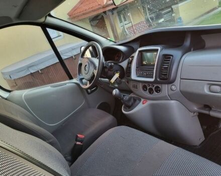 Сірий Опель Віваро, об'ємом двигуна 2 л та пробігом 250 тис. км за 9200 $, фото 11 на Automoto.ua